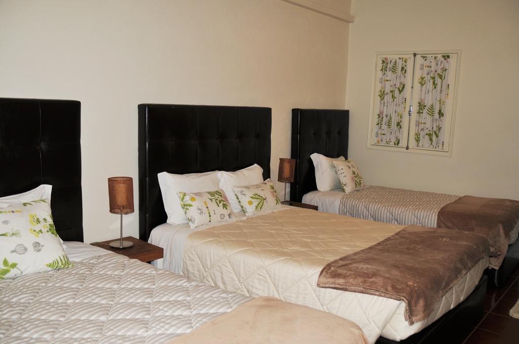 Ester Guest House Chaves Esterno foto