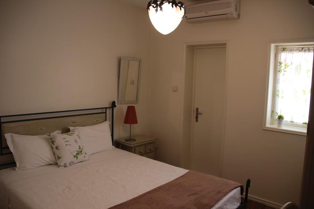 Ester Guest House Chaves Esterno foto
