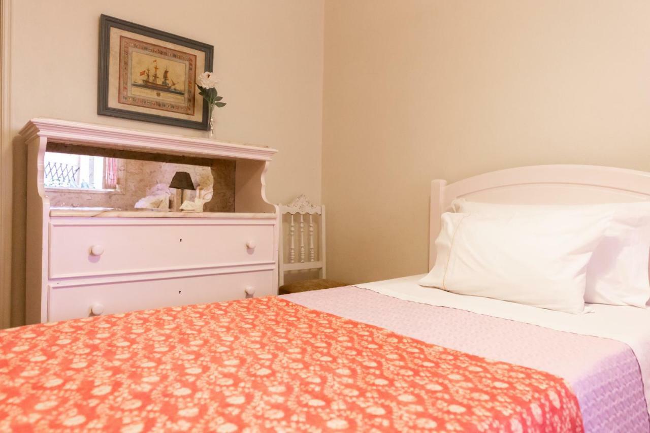 Ester Guest House Chaves Esterno foto